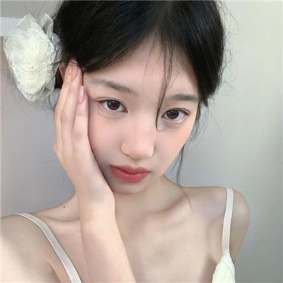 少年亚当
